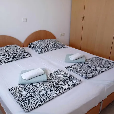 плаж червенка