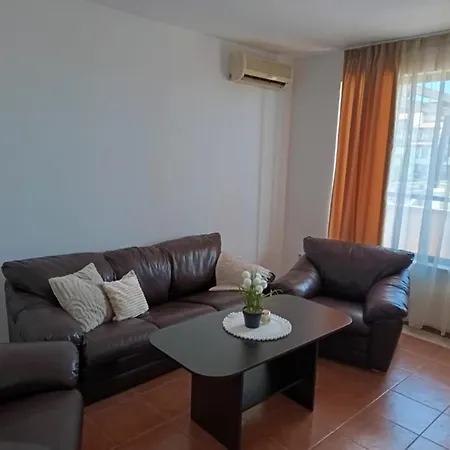 Apartmán плаж червенка Černomorec